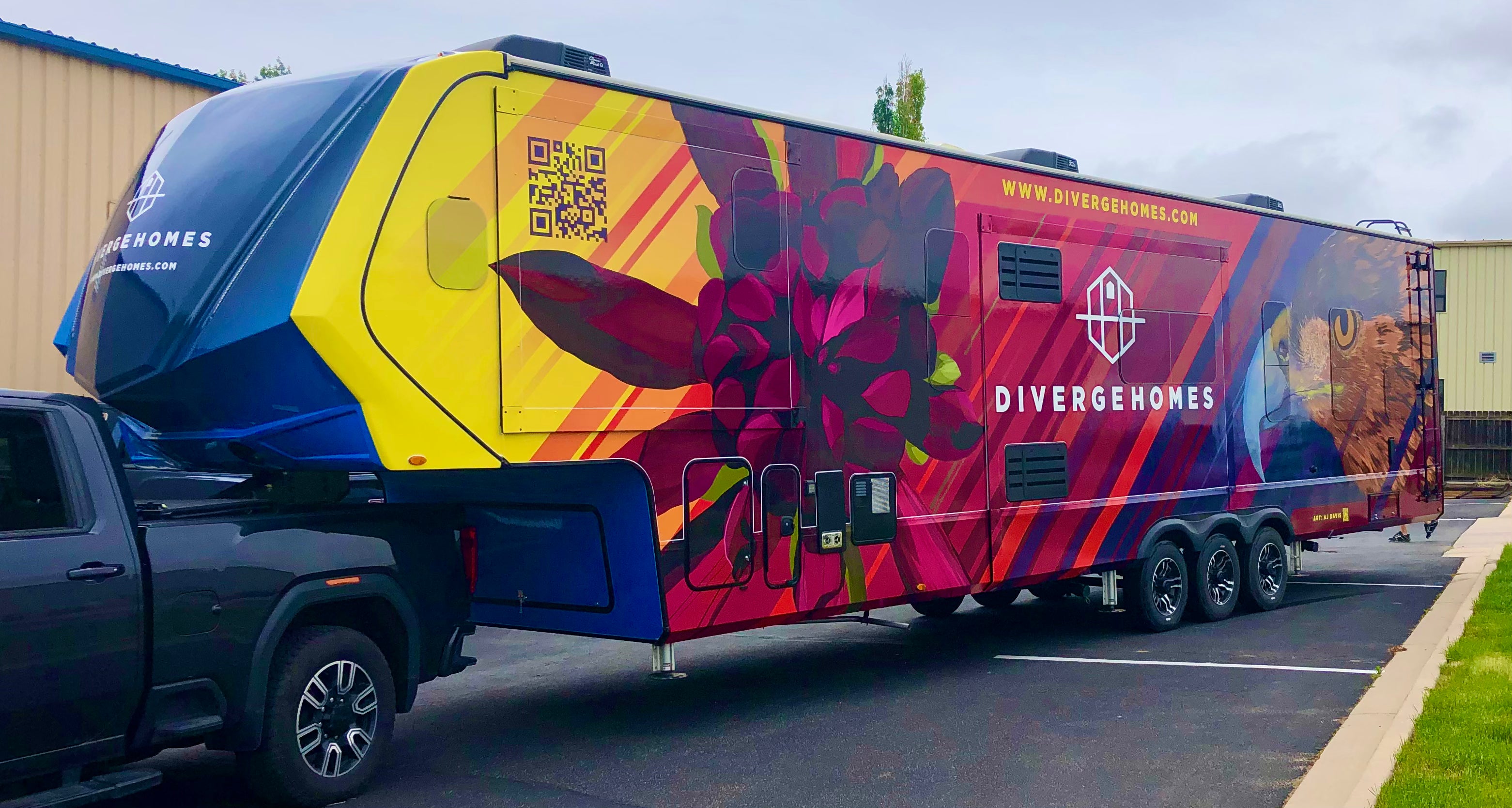 Entire trailer vinyl wrap for Divergehomes.