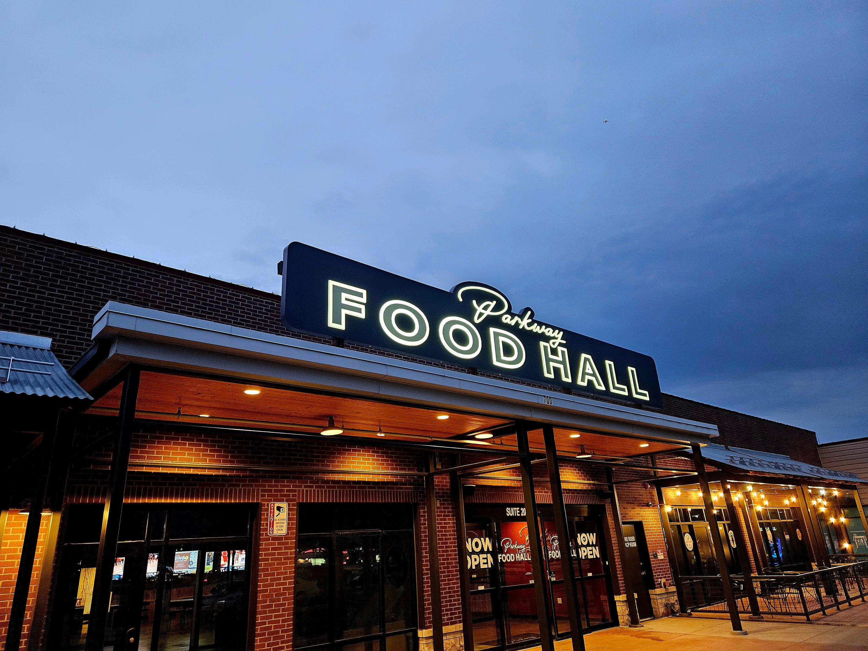 Custom Outdoor Signs | Build Brand Awareness with Durable Displays ...