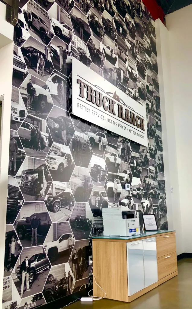 Husky Signs Wall Wrap
